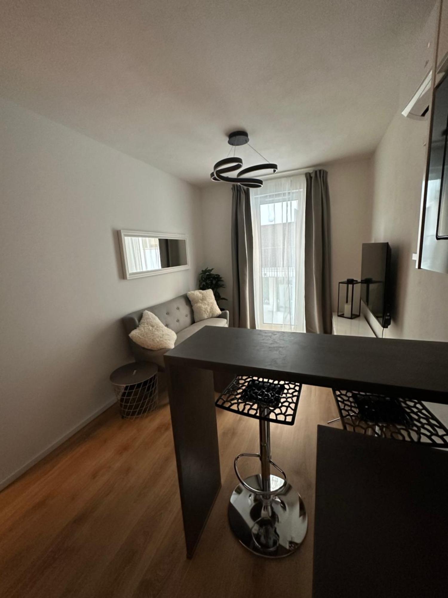Mickey Apartment Old Town 브라티슬라바 외부 사진